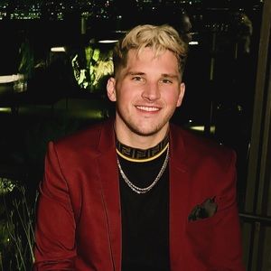 Meet your Posher, Matt